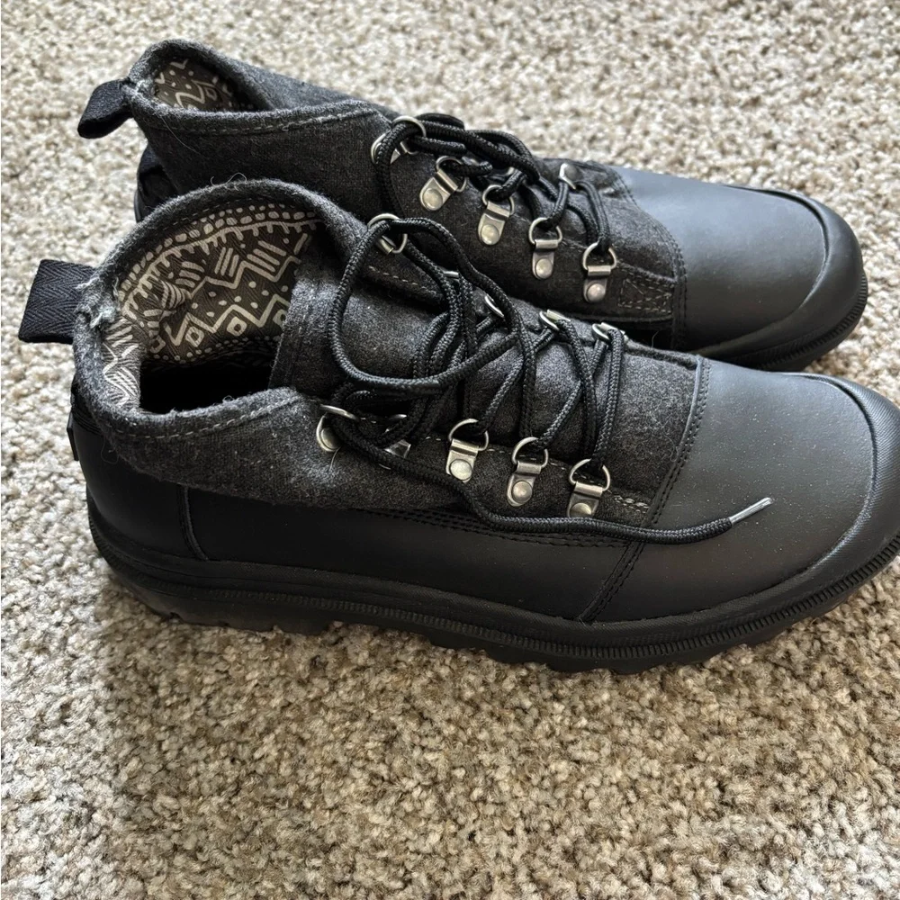 Men's Black and Gray Lace-Up Tom boots - Picture 3 of 6